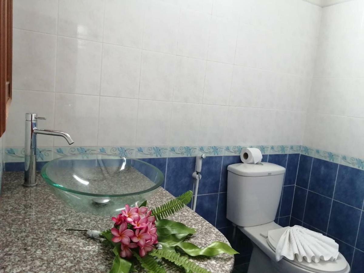 Baan Chayna Hotel Пляж Банг Тао Экстерьер фото